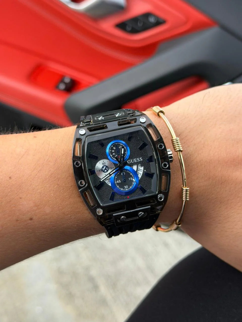 Guess 030 Goma Negra