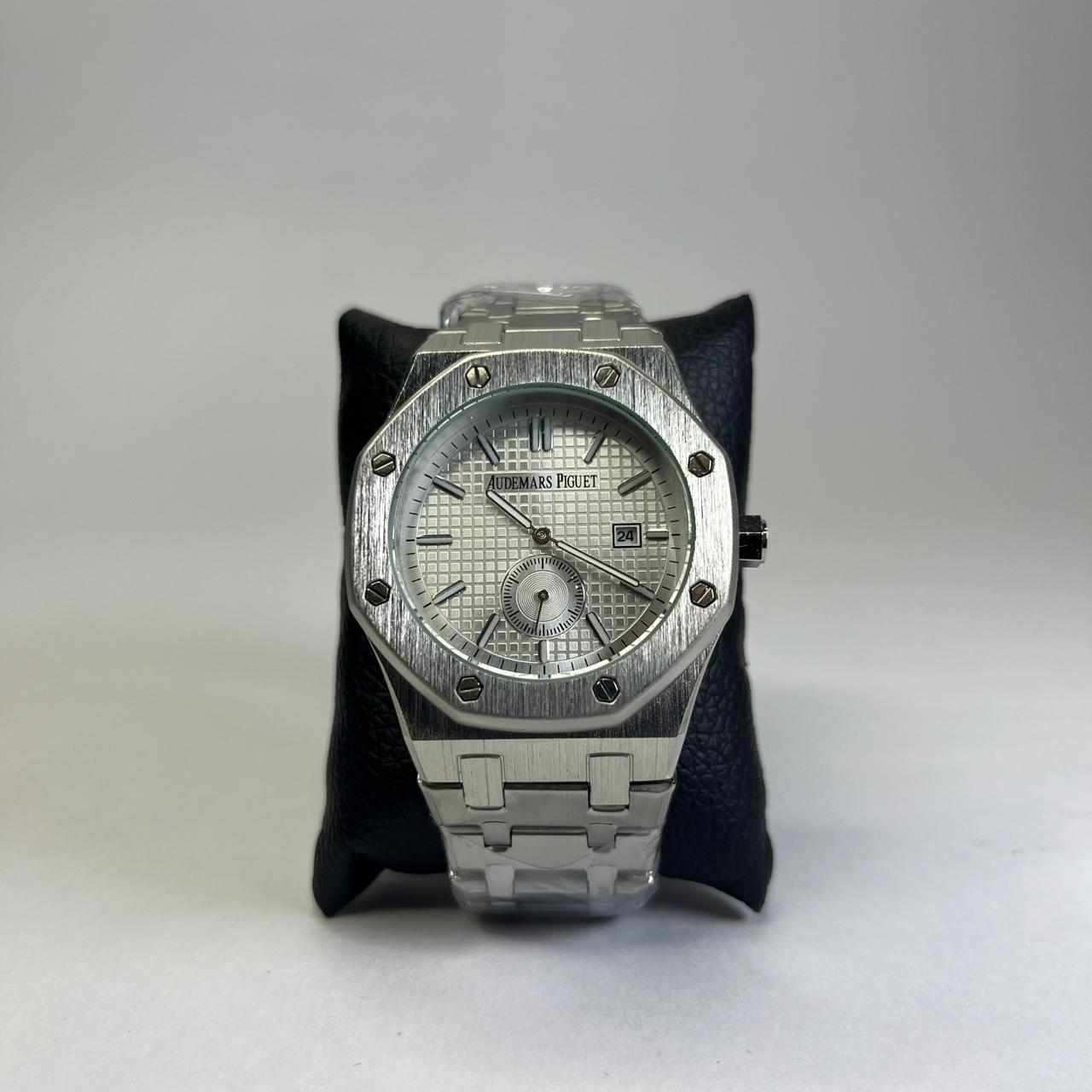 AP Royale Metálico Plateado